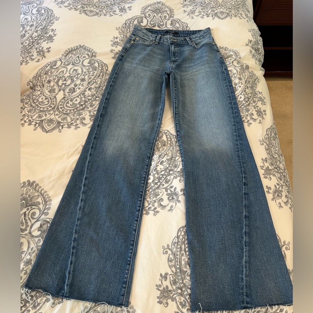 Fidelity Women's Flare Jeans in Classic Blue